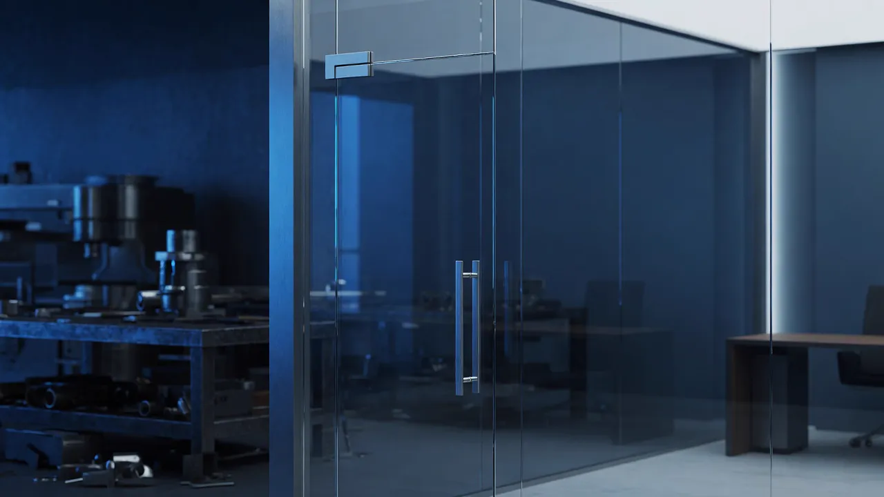 Glastür und Glastrennwand in einem modernen Innenraum